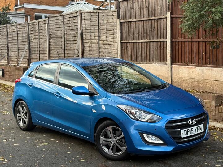 Hyundai I30 1.4 Blue Drive SE Euro 6 (s/s) 5dr Hyundai I30 1.4 Blue Drive SE Euro 6 (s/s) 5dr