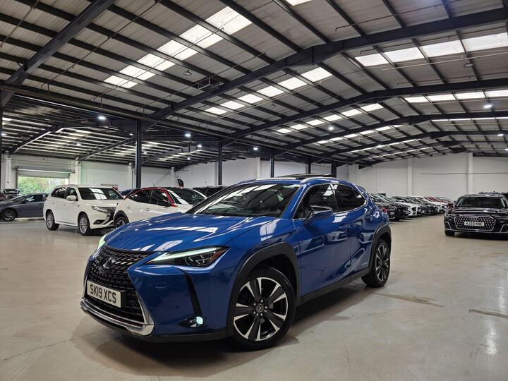 Lexus UX 2.0 250h Takumi E-CVT Euro 6 (s/s) 5dr