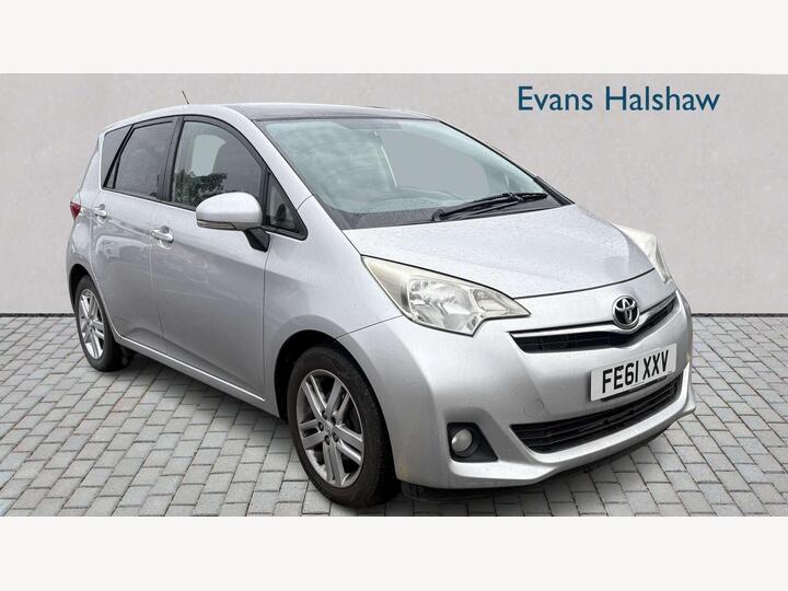 Toyota VERSO-S ESTATE 1.33 Dual VVT-i T Spirit Euro 5 5dr