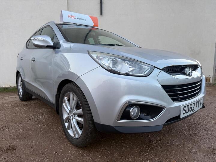 Hyundai Ix35 2.0 CRDi Premium 4WD Euro 5 5dr Hyundai Ix35 2.0 CRDi Premium 4WD Euro 5 5dr