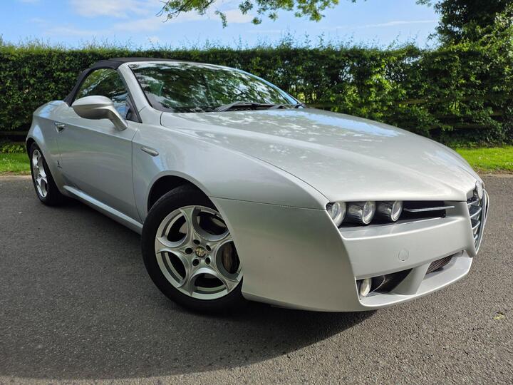 Alfa Romeo Spider 2.4 JTDM 2dr Alfa Romeo Spider 2.4 JTDM 2dr