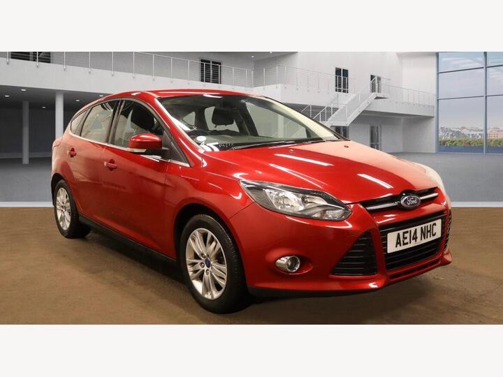 Ford Focus 1.0T EcoBoost Titanium Navigator Euro 5 (s/s) 5dr