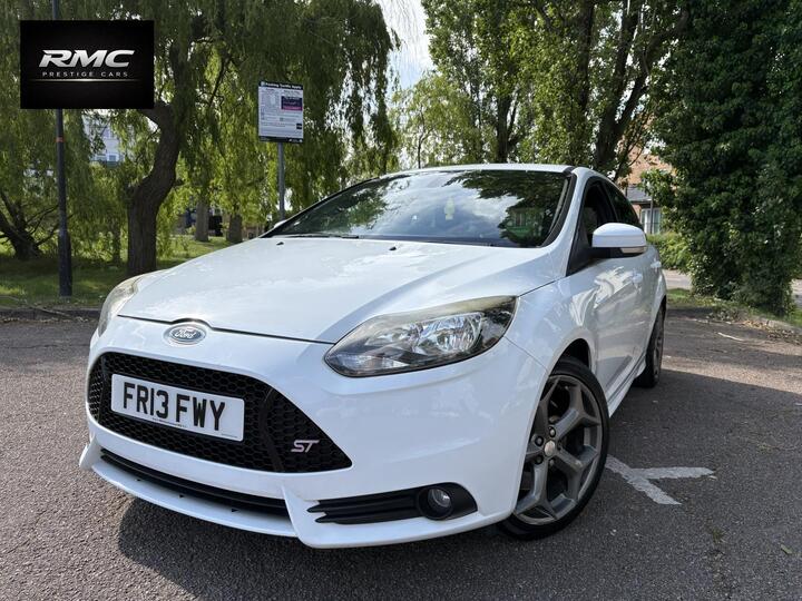Ford Focus 2.0T EcoBoost ST-2 Euro 5 (s/s) 5dr