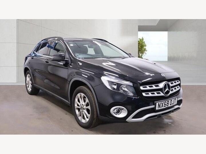 Mercedes-Benz GLA 1.6 GLA200 SE (Executive) Euro 6 (s/s) 5dr