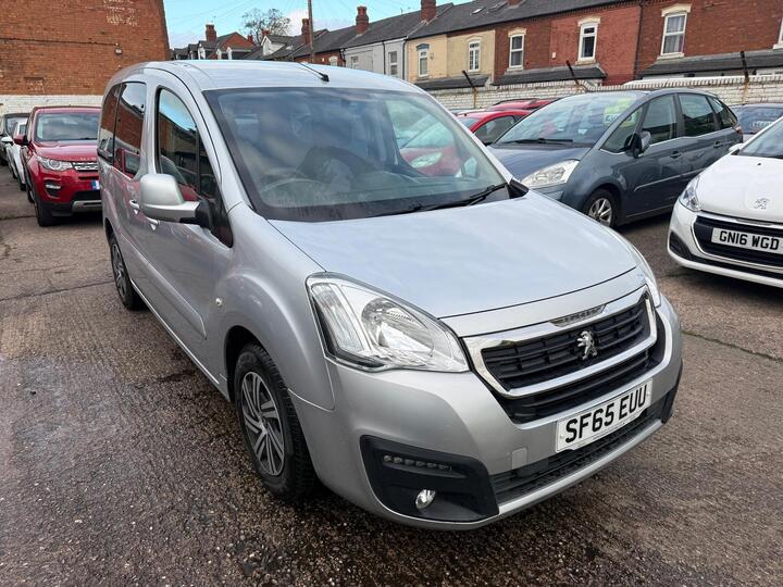 Peugeot Partner Tepee 1.6 VTi Active Euro 6 5dr Peugeot Partner Tepee 1.6 VTi Active Euro 6 5dr