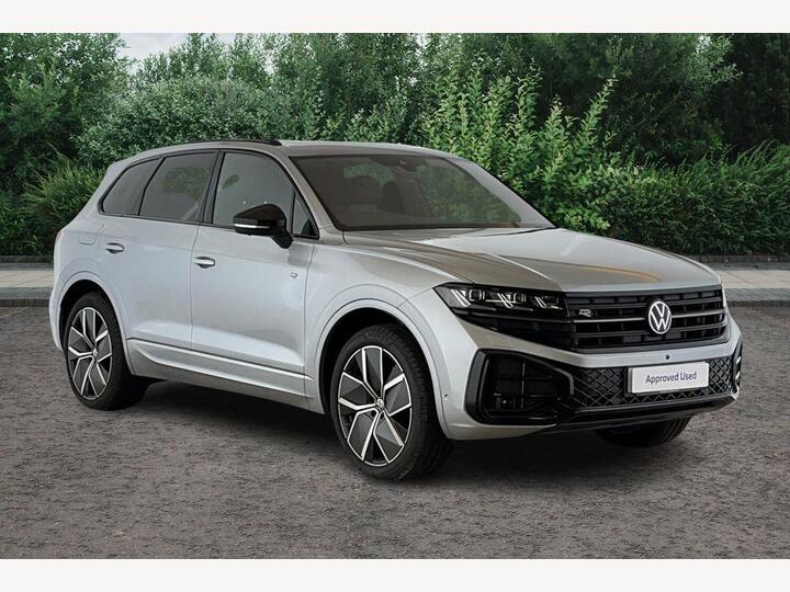 Volkswagen Touareg 3.0 TDI V6 Black Edition Tiptronic 4Motion Euro 6 (s/s) 5dr