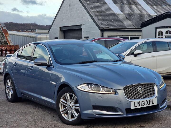 Jaguar XF 2.2d Luxury Auto Euro 5 (s/s) 4dr