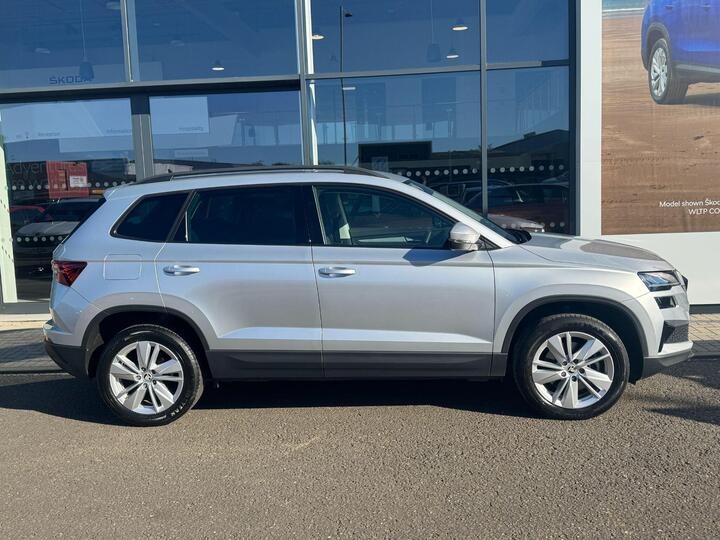 Skoda Karoq 1.5 TSI ACT SE Drive Euro 6 (s/s) 5dr