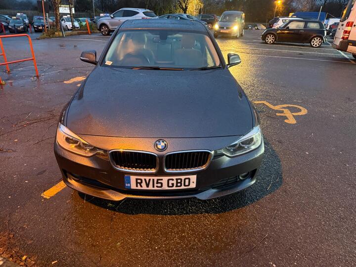 BMW 3 Series 2.0 320d ED EfficientDynamics Business Auto Euro 5 (s/s) 4dr