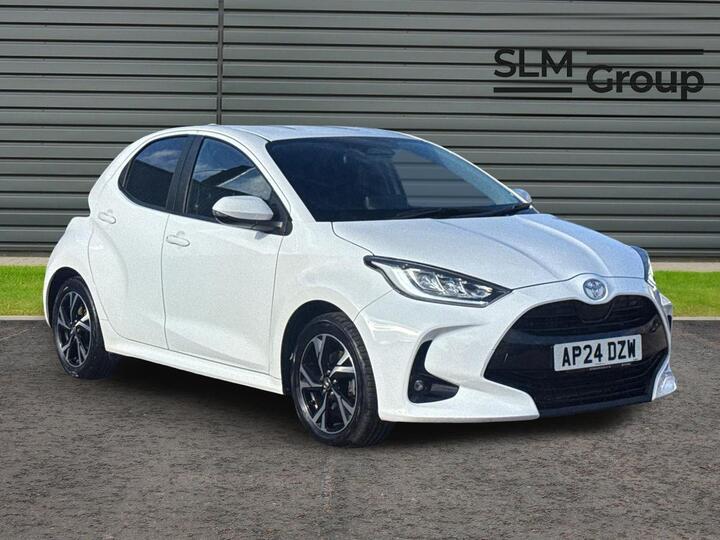 Toyota Yaris 1.5 VVT-h Design E-CVT Euro 6 (s/s) 5dr