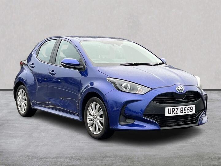 Toyota YARIS 1.5 VVT-h Icon E-CVT Euro 6 (s/s) 5dr