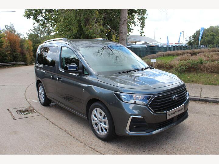 Ford Tourneo Connect 1.5 EcoBoost Titanium Auto Euro 6 5dr