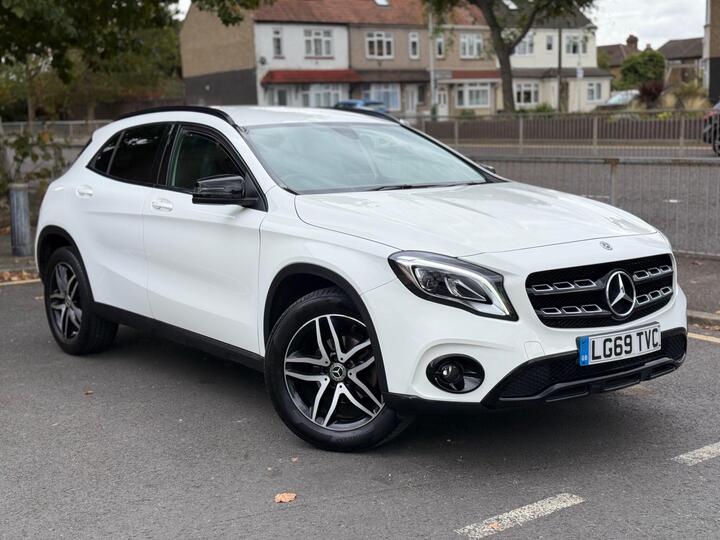 Mercedes-Benz GLA 1.6 GLA180 Urban Edition 7G-DCT Euro 6 (s/s) 5dr