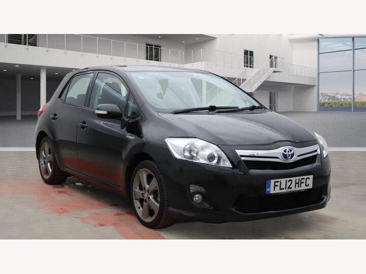 Toyota Auris 1.8 VVT-h T Spirit CVT Euro 5 (s/s) 5dr Toyota Auris 1.8 VVT-h T Spirit CVT Euro 5 (s/s) 5dr