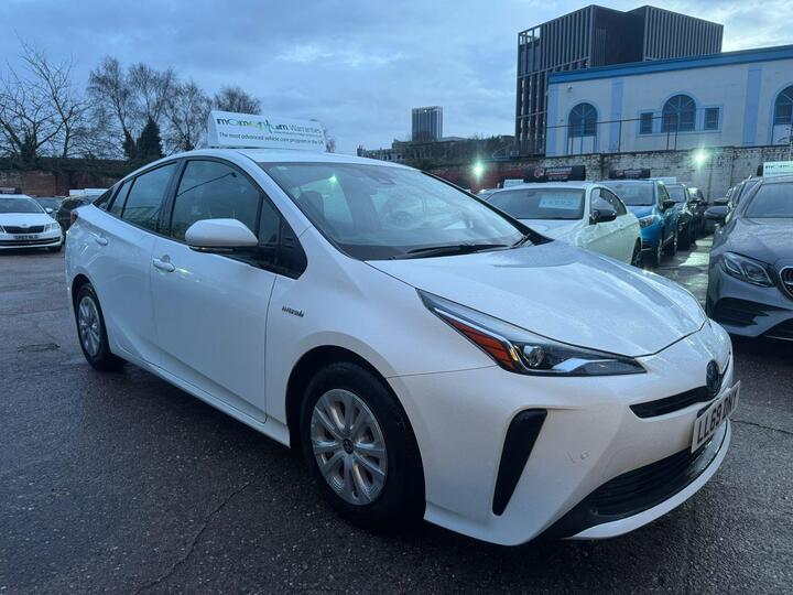 Toyota Prius 1.8 VVT-h Active CVT Euro 6 (s/s) 5dr