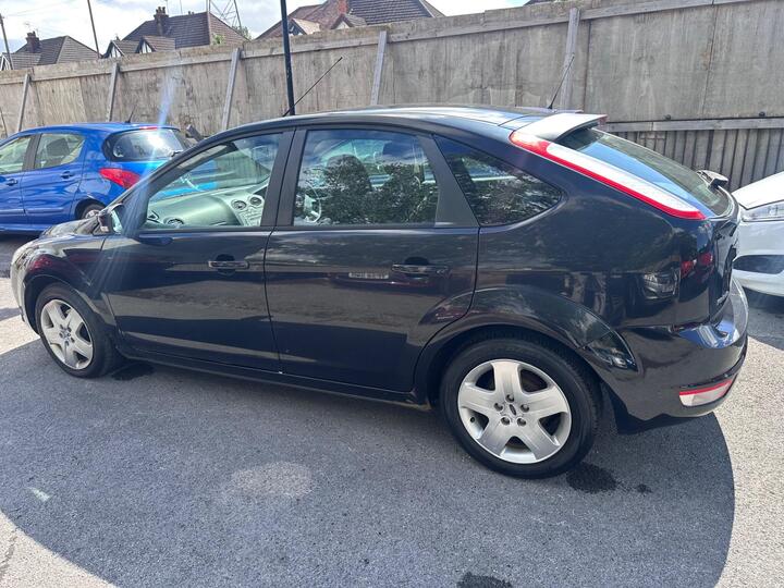 Ford Focus 1.6 Style 5dr