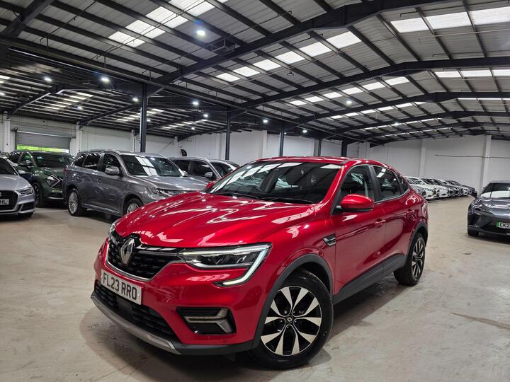 Renault Arkana 1.6 E-TECH Iconic Auto 2WD Euro 6 (s/s) 5dr