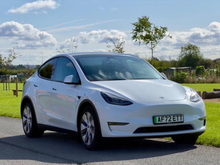 Tesla Model Y (Dual Motor) Long Range Auto 4WDE 5dr