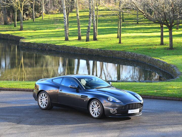 Aston Martin Vanquish 5.9 S 2dr