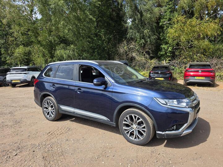 Mitsubishi Outlander 2.2 DI-D 3 4WD Euro 6 (s/s) 5dr