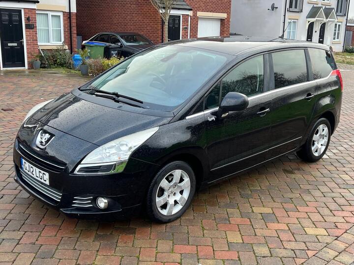 Peugeot 5008 1.6 HDi Family Euro 5 5dr