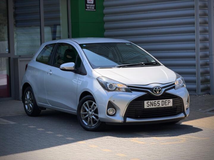 Toyota Yaris 1.33 Dual VVT-i Icon Euro 5 3dr Euro 5