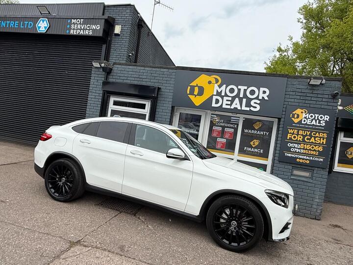 Mercedes-Benz GLC 2.1 GLC250d AMG Line (Premium Plus) Coupe G-Tronic 4MATIC Euro 6 (s/s) 5dr Mercedes-Benz GLC 2.1 GLC250d AMG Line (Premium Plus) Coupe G-Tronic 4MATIC Euro 6 (s/s) 5dr