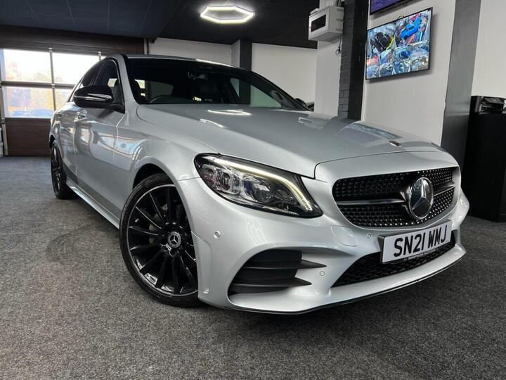 Mercedes-Benz C-CLASS 2.0 C220d AMG Line Night Edition (Premium) G-Tronic+ Euro 6 (s/s) 4dr Mercedes-Benz C-CLASS 2.0 C220d AMG Line Night Edition (Premium) G-Tronic+ Euro 6 (s/s) 4dr