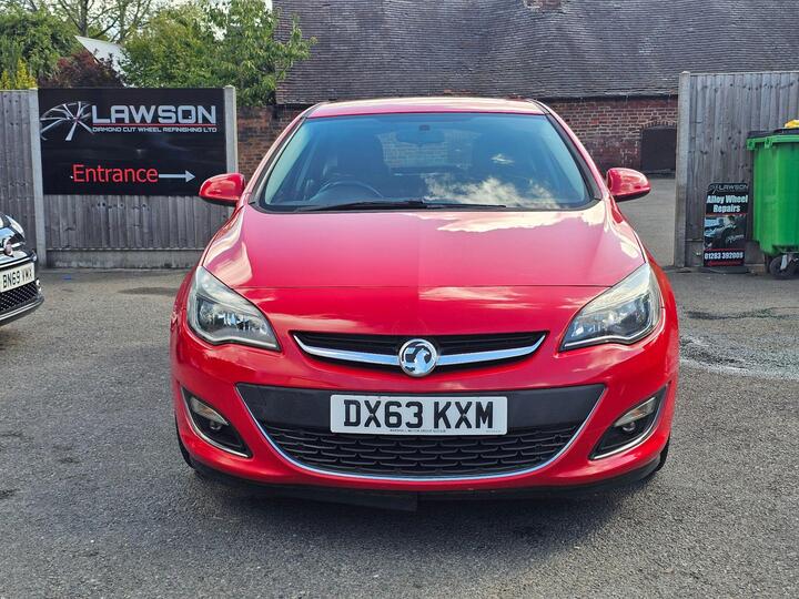 Vauxhall Astra 1.6 16v SRi Auto Euro 5 5dr