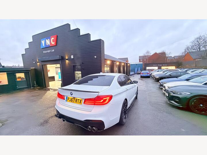 BMW 5 Series 2.0 520d M Sport Auto Euro 6 (s/s) 4dr