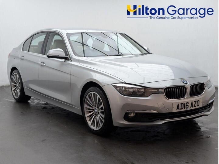 BMW 3 SERIES 2.0 330i Luxury Auto Euro 6 (s/s) 4dr BMW 3 SERIES 2.0 330i Luxury Auto Euro 6 (s/s) 4dr