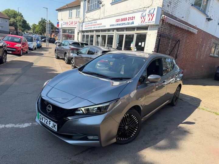 Nissan Leaf 39kWh N-Connecta Auto 5dr
