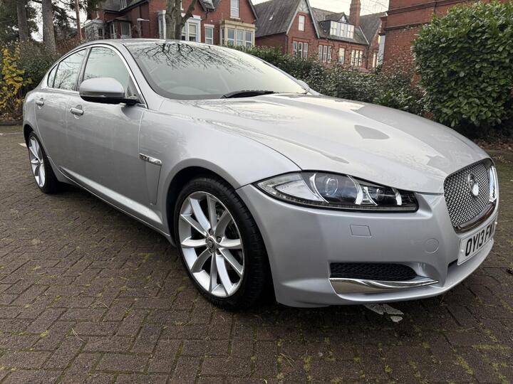 Jaguar XF 2.2d Premium Luxury Auto Euro 5 (s/s) 4dr