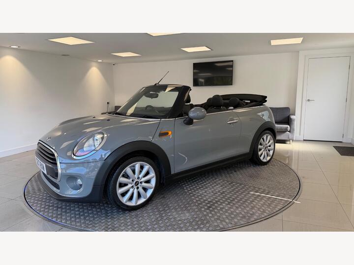 MINI Convertible 1.5 Cooper Auto Euro 6 (s/s) 2dr