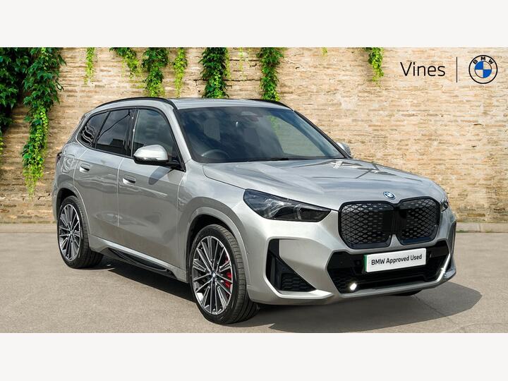 BMW IX1 20 66.5kWh Shadow Edition Auto EDrive 5dr (11kW Charger)
