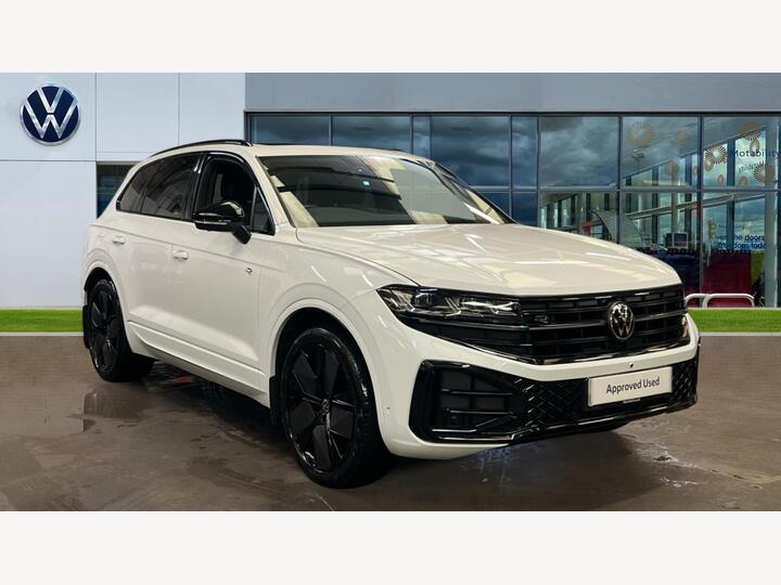 Volkswagen Touareg 3.0 TDI V6 Black Edition Tiptronic 4Motion Euro 6 (s/s) 5dr