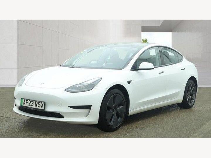 Tesla Model 3 Auto RWD 4dr