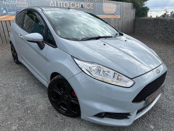 Ford Fiesta 1.6T EcoBoost ST-200 Euro 6 3dr