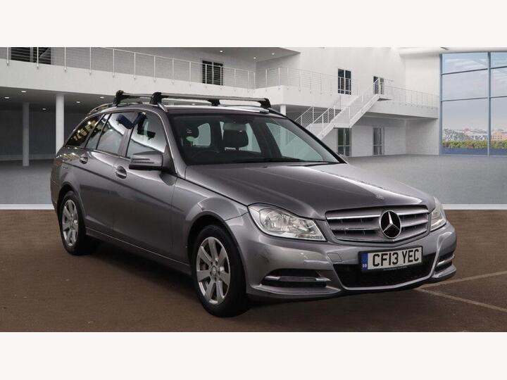 Mercedes-Benz C Class 1.6 C180 BlueEfficiency Executive SE G-Tronic+ Euro 5 (s/s) 5dr