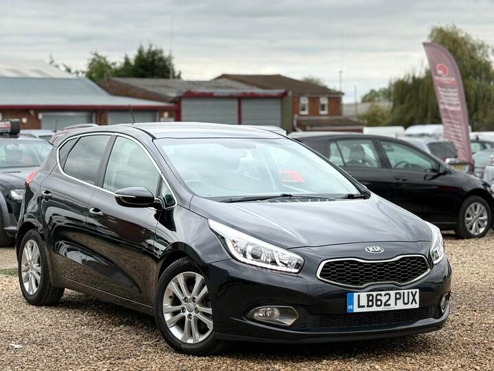 Kia Ceed 1.6 GDi 3 DCT Euro 5 5dr