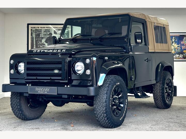 Land Rover Defender 90 2.2 TDCi Black Edition Soft Top 2DR