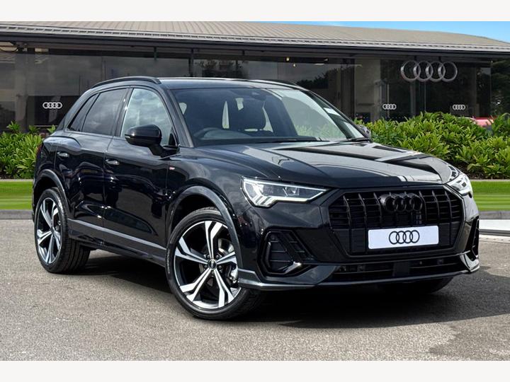Audi Q3 1.5 TFSI CoD 35 Black Edition S Tronic Euro 6 (s/s) 5dr