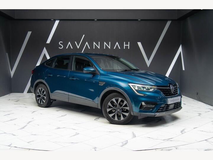 Renault ARKANA 1.6 E-TECH Iconic Auto 2WD Euro 6 (s/s) 5dr