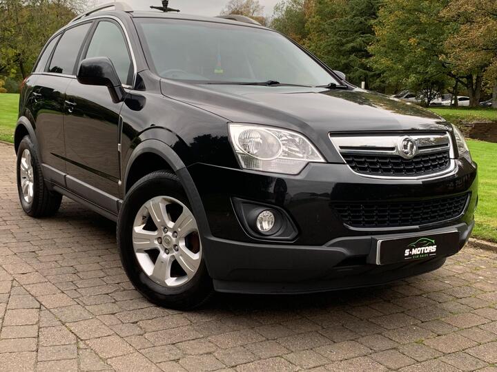 Vauxhall Antara 2.2 CDTi Exclusiv 2WD Euro 5 (s/s) 5dr Vauxhall Antara 2.2 CDTi Exclusiv 2WD Euro 5 (s/s) 5dr