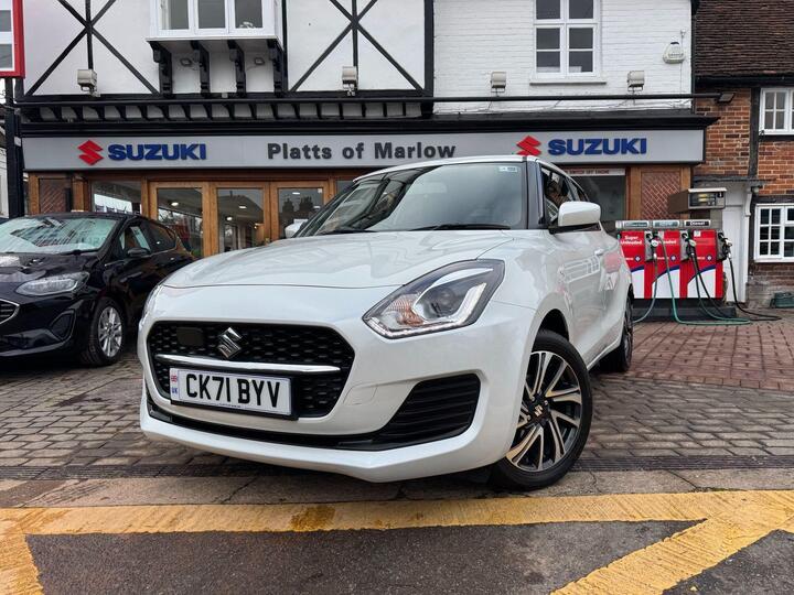 Suzuki Swift 1.2 Dualjet MHEV SZ-L Euro 6 (s/s) 5dr Suzuki Swift 1.2 Dualjet MHEV SZ-L Euro 6 (s/s) 5dr