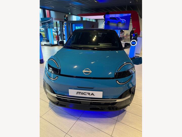 Nissan Micra Extended Range 52kWh Advance Auto 5dr