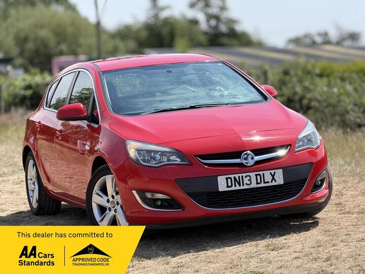 Vauxhall Astra 2.0 CDTi EcoFLEX SRi Euro 5 (s/s) 5dr
