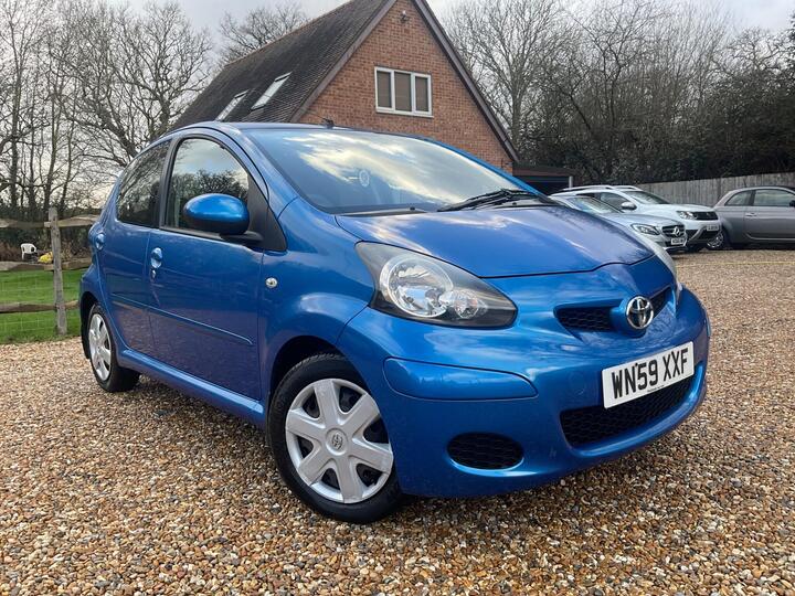 Toyota AYGO 1.0 VVT-i Blue Euro 4 5dr