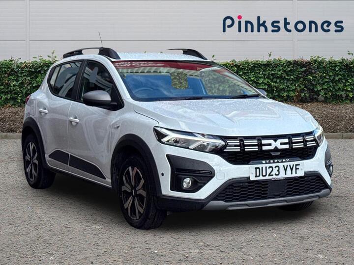 Dacia Sandero Stepway 1.0 TCe Journey Euro 6 (s/s) 5dr Dacia Sandero Stepway 1.0 TCe Journey Euro 6 (s/s) 5dr