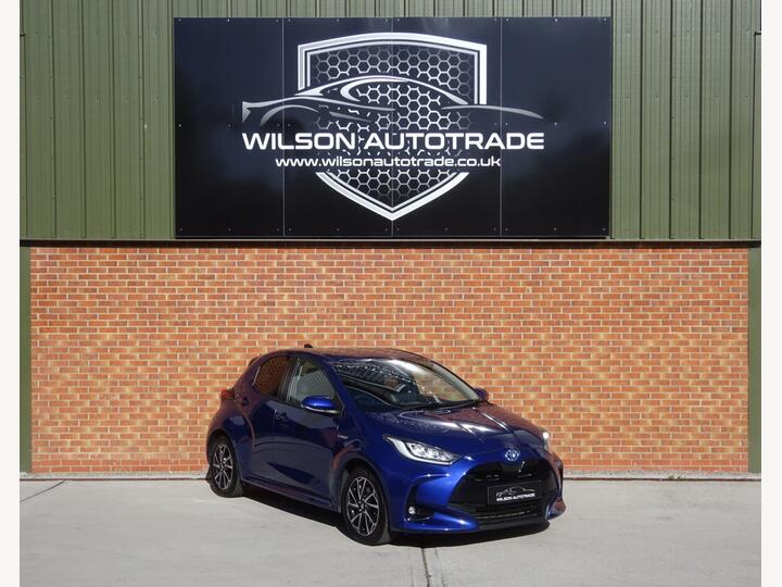 Toyota Yaris 1.5 VVT-h Design E-CVT Euro 6 (s/s) 5dr